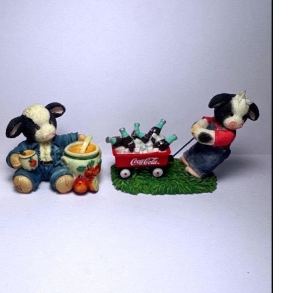 Enesco Marys Moo Moos Cow Figurines 2pc Set Coca-Cola Cider